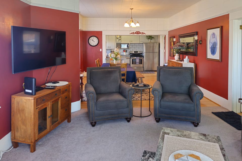 'Bella Rose' Lovely Eureka Home Near Redwoods! House in Eureka