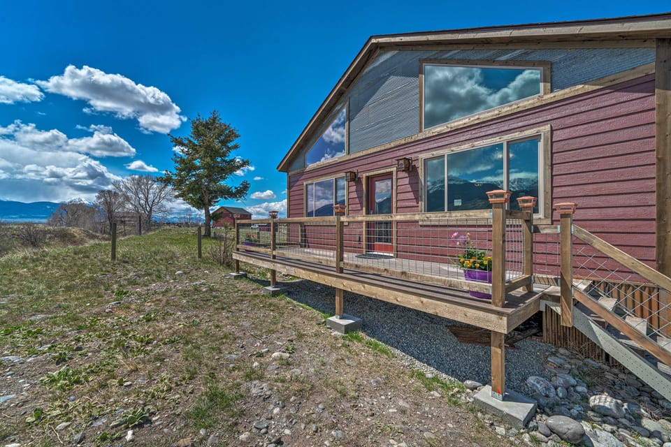 Day Trip to Yellowstone NP! Mtn-View Cabin House in Pray
