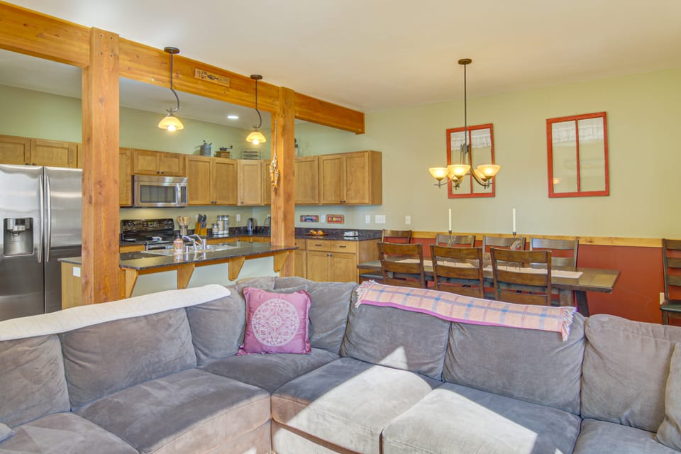'Bozeman Getaway' w/ Mountain Views, Near Downtown Apartment in Bozeman
