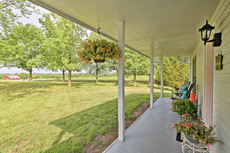 'Sunset Haven' Excelsior Springs Home on 3 Acres! House in Missouri