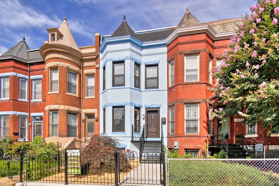 'Peggy's Place' D.C. Home w/ Deck: Near Downtown! House in District of Columbia