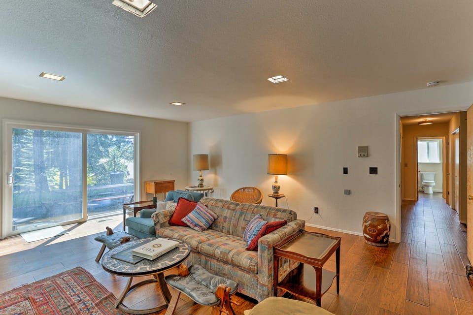 Lake Almanor Country Club Home w/ Views! House in Lake Almanor