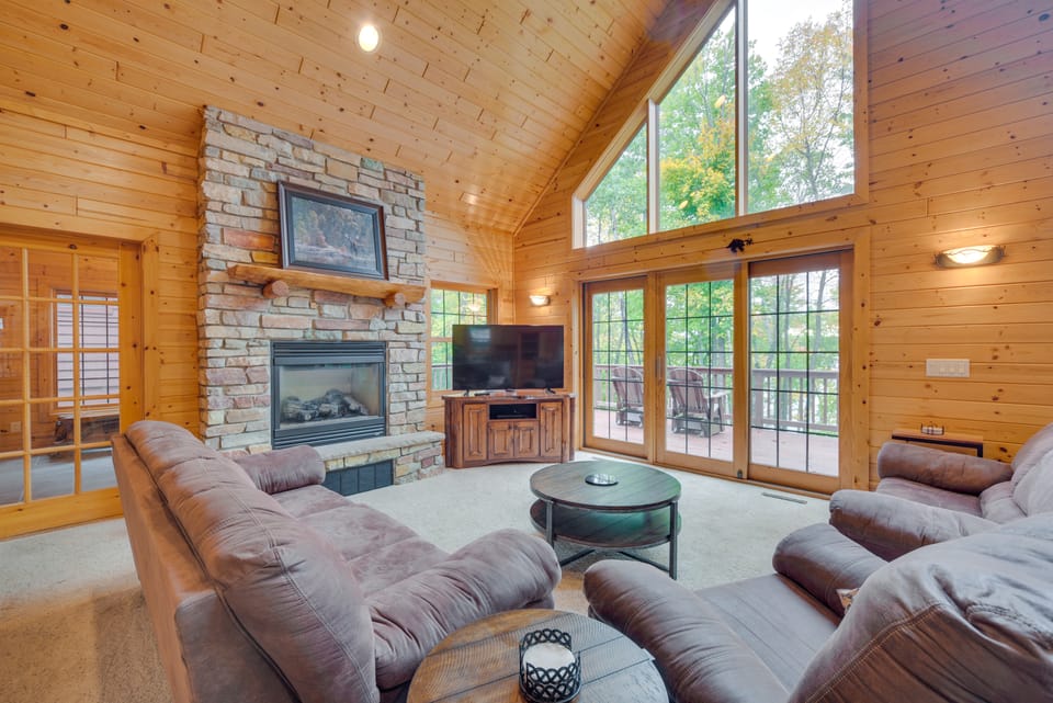 Lakefront Wisconsin Cabin with Boat Dock! House in Wisconsin