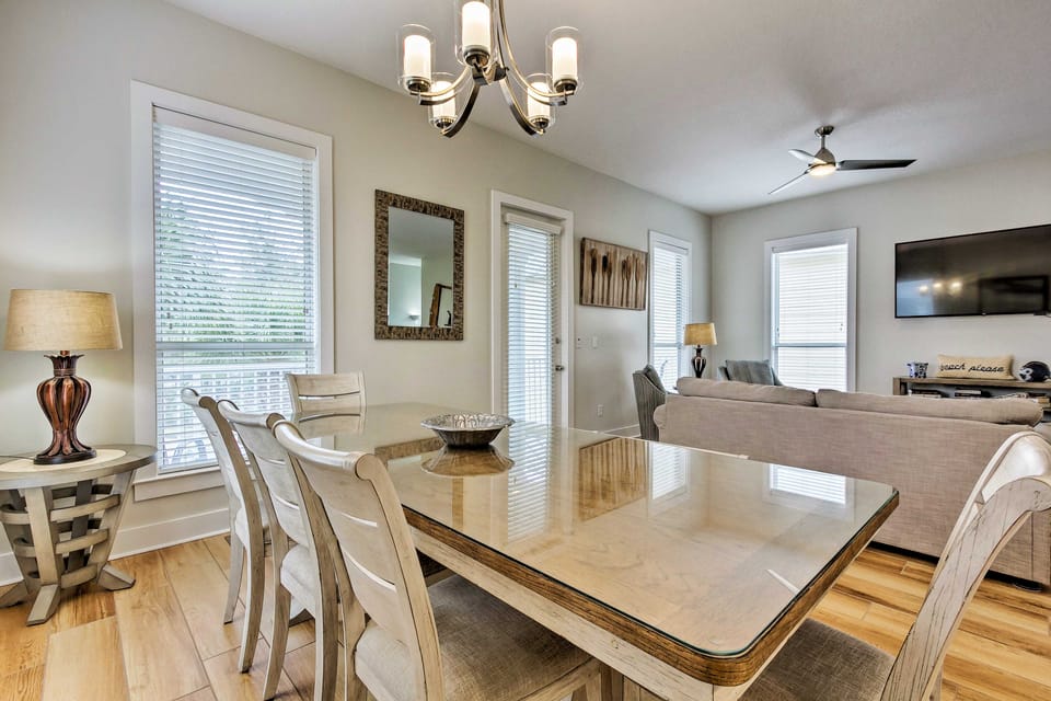 Spacious Miramar Beach Cottage w/ Beach Access! Cottage in Miramar Beach