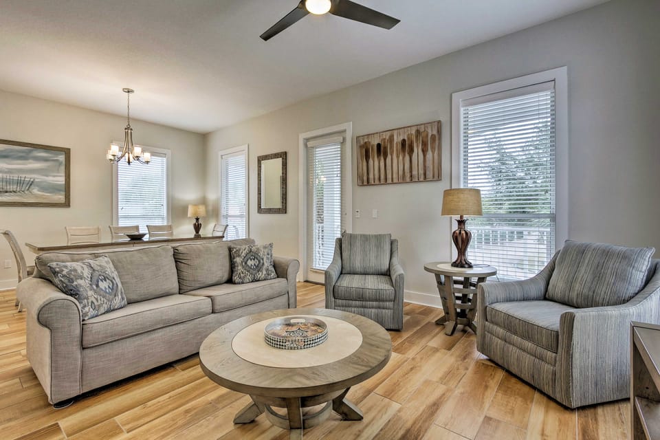 Spacious Miramar Beach Cottage w/ Beach Access! Cottage in Miramar Beach