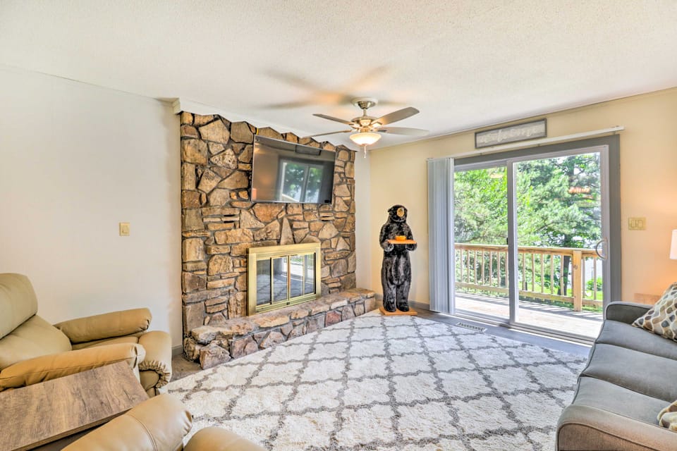 Lake House in Horseshoe Bend Near Ozark Forest! House in Arkansas