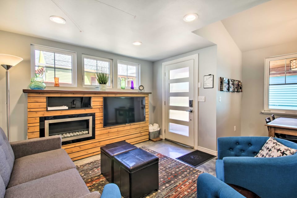 Fort Collins Vacation Rental w/ Private Hot Tub! Cottage in Fort Collins
