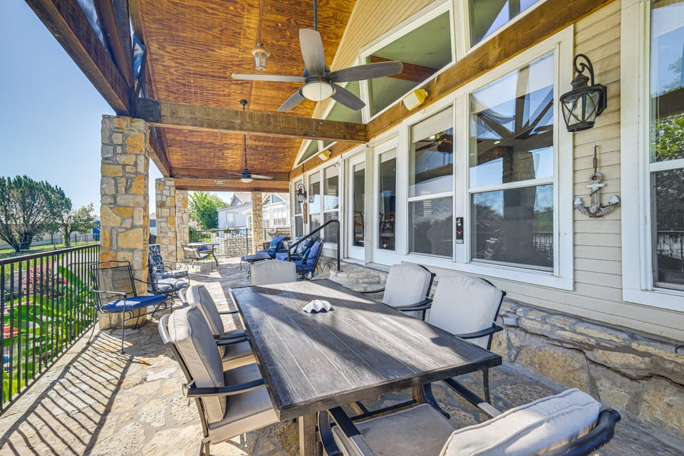 Luxury Lake Granbury Home: Dock, Hot Tub & Decks! House in Granbury