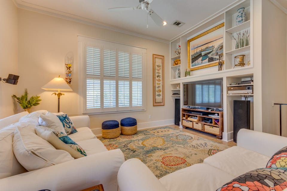 Santa Rosa Beach Home w/ Pool, Hot Tub & Deck! House in South Walton County