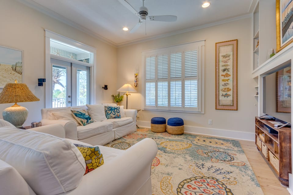 Santa Rosa Beach Home w/ Pool, Hot Tub & Deck! House in South Walton County