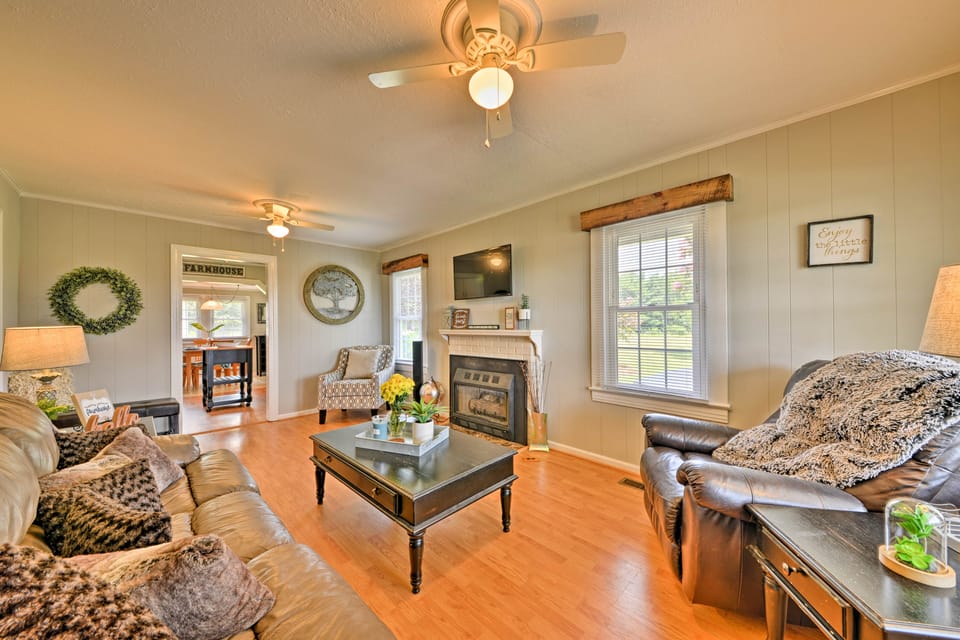 Peaceful Elkin Vacation Rental ~ 17 Mi to Mt Airy! House in North Carolina