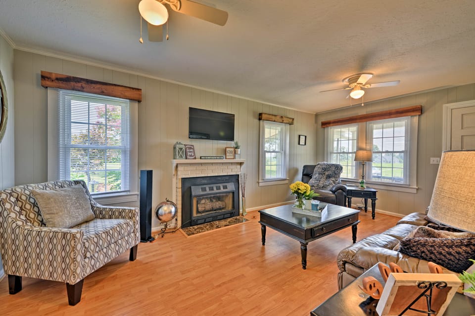 Peaceful Elkin Vacation Rental ~ 17 Mi to Mt Airy! House in North Carolina