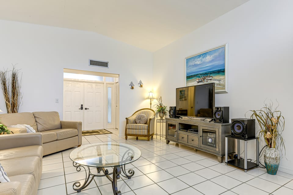 Riverfront House in Port St Lucie w/ Pool & Dock! House in Port Saint Lucie