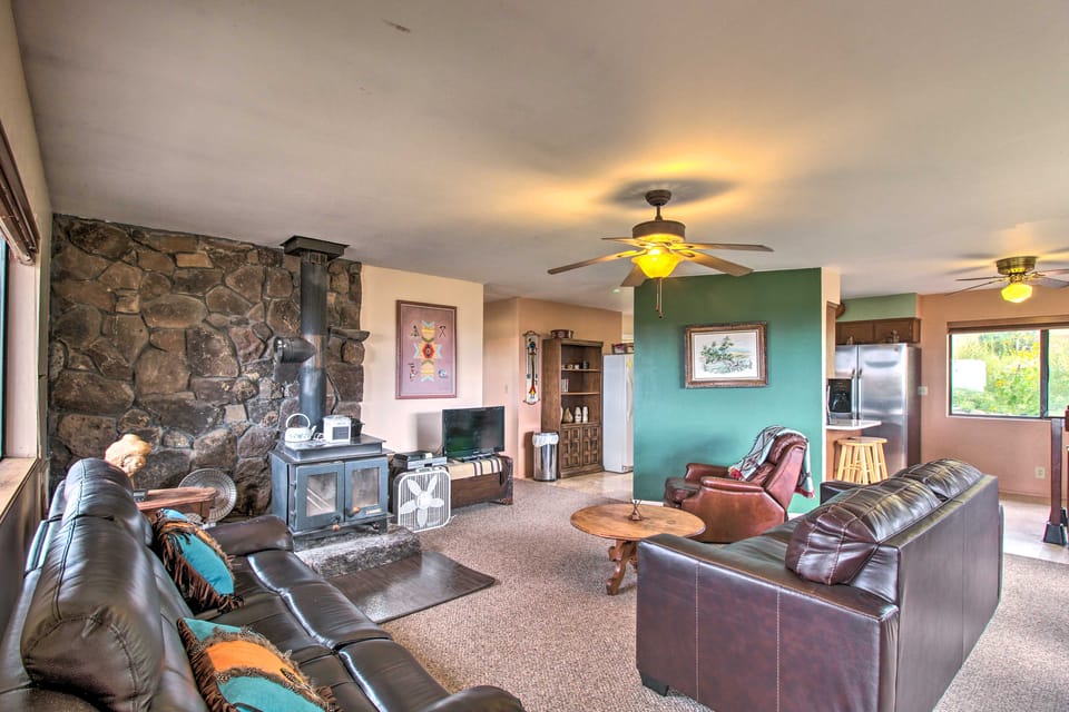 Peaceful Ranch Cabin, 3 Mi to Becker Lake! House in Arizona