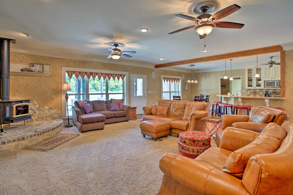 Spacious Stallion Lake Ranch Home w/ Patio House in Texas