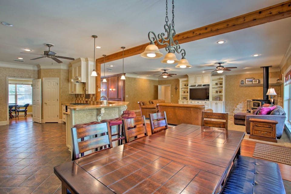 Spacious Stallion Lake Ranch Home w/ Patio House in Texas