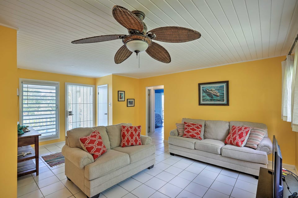 St Croix Home w/ Caribbean Views - 1 Mi to Beach House in St. Croix