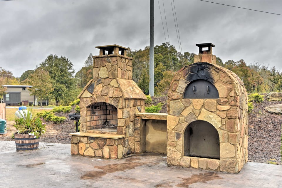 Secluded Morganton Tiny Home w/ Grills! House in Georgia