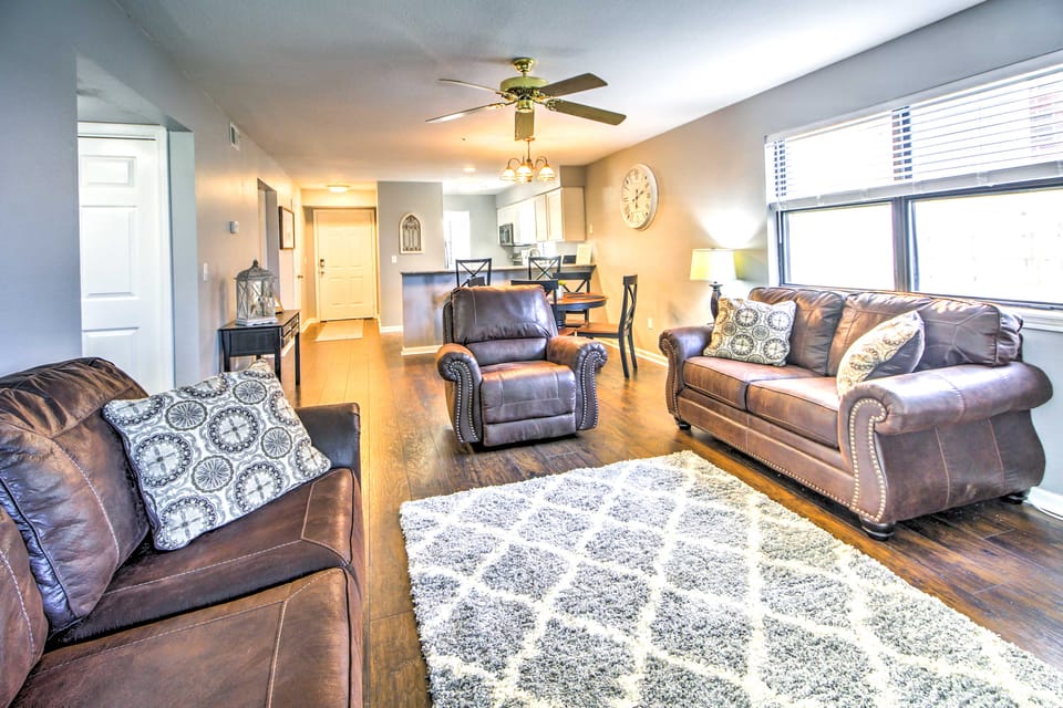 Cozy Pointe Royale Condo ~ 4 Mi to Table Rock Lake Apartment in Branson