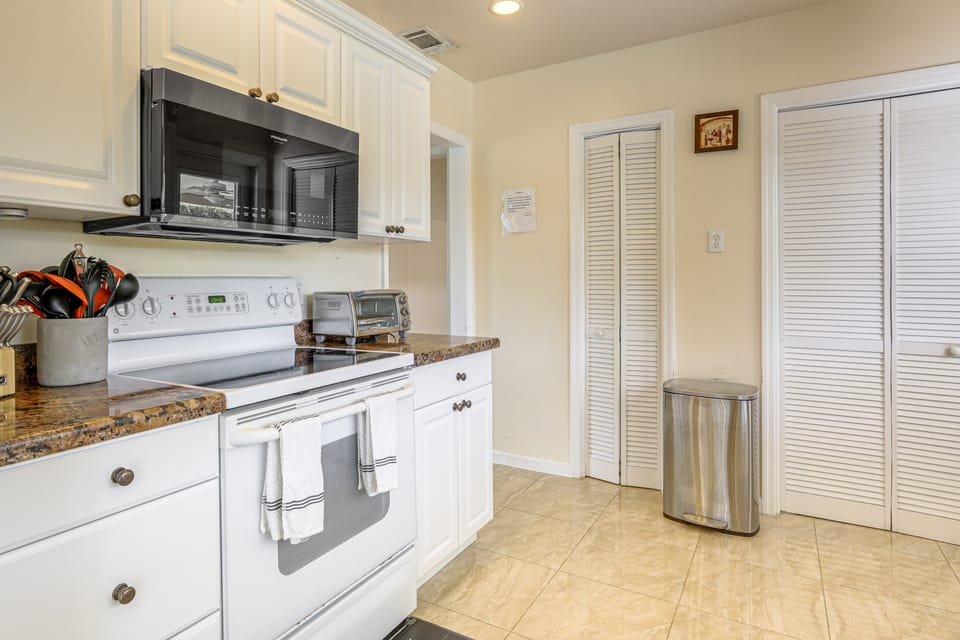 Riviera Beach Vacation Home w/ Pool: Walk to Beach House in Riviera Beach