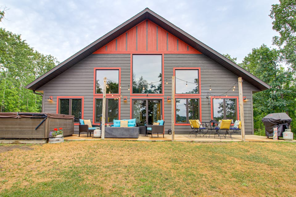 Modern Lakeside Chalet on Crow Wing Chain w/ Dock! House in Minnesota