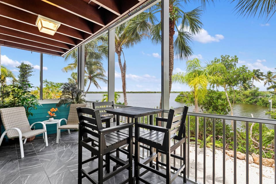 Waterfront Matlacha Condo w/ Patio & Pool Access Apartment in Matlacha