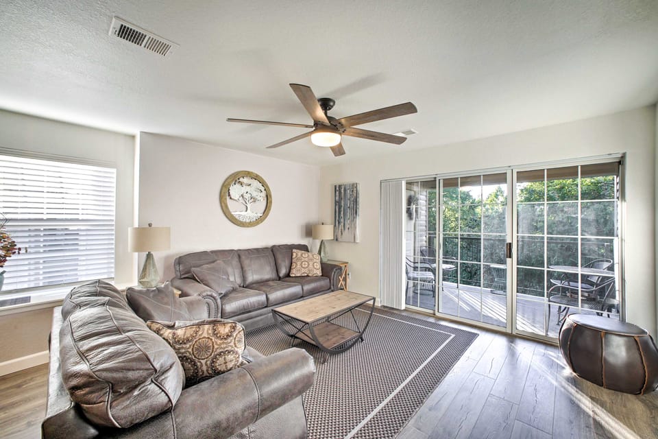 3 Mi to Branson Landing! Condo w/ Game Room Access Apartment in Hollister