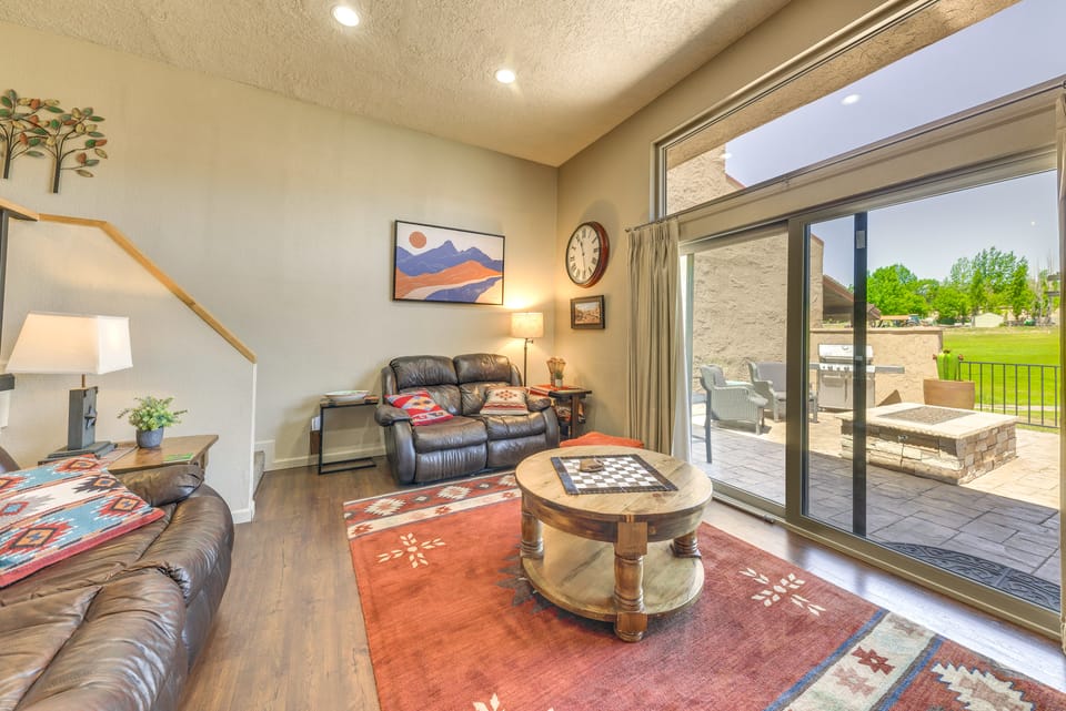 Patio & Mountain View! Ruidoso Golf Condo Apartment in Ruidoso