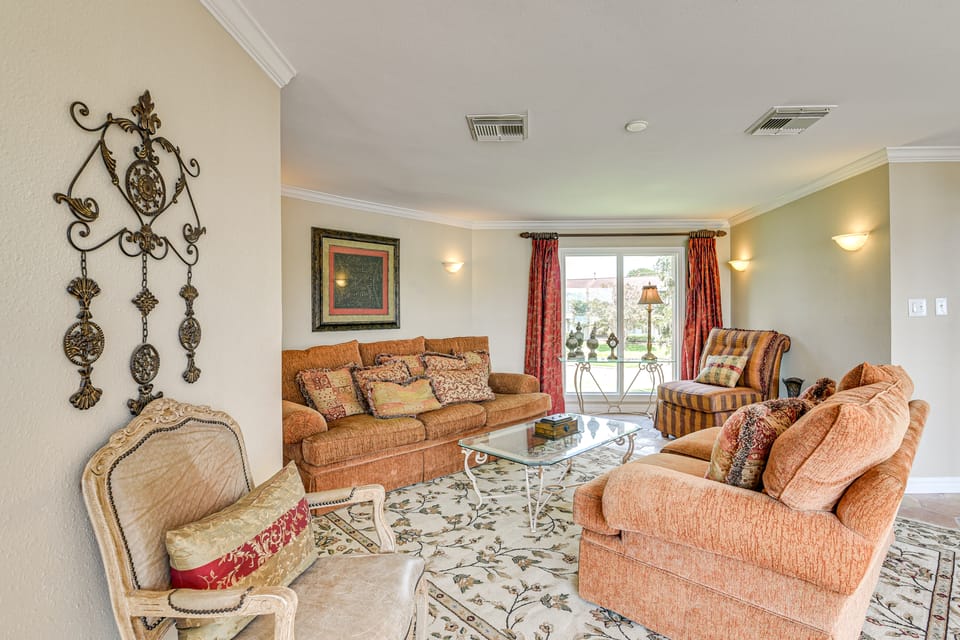 Lakefront Houston House - 1 Mi to Space Center! House in Nassau Bay