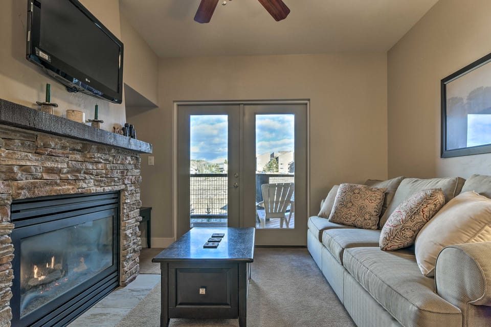 Ski-in/Out Granby Ranch Condo w/ Balcony Apartment in Granby