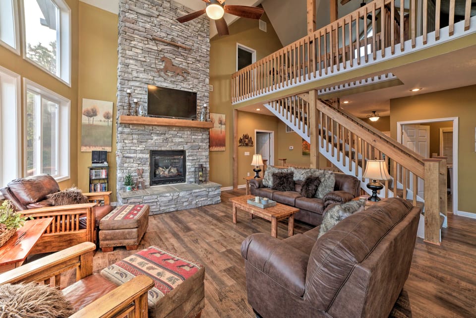 Family-Friendly Massanutten Home w/ Slope Views! House in Massanutten