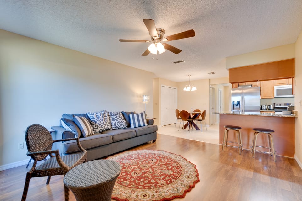 Day Trip to Disney: Deltona Escape w/ Patio House in Deltona