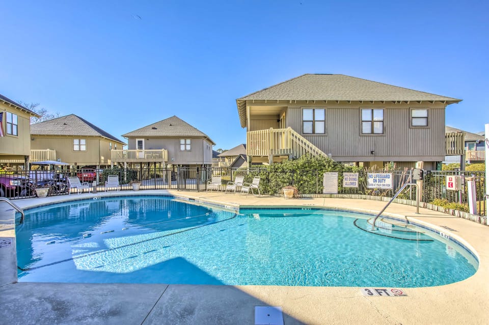 Walk to Apache Pier: Coastal Condo w/ Pool Access House in South Carolina