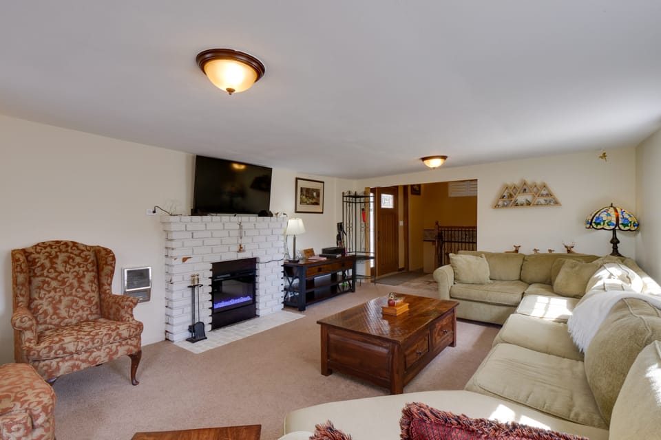Empire Vacation Rental w/ Fire Pit & Gas Grill! House in Empire