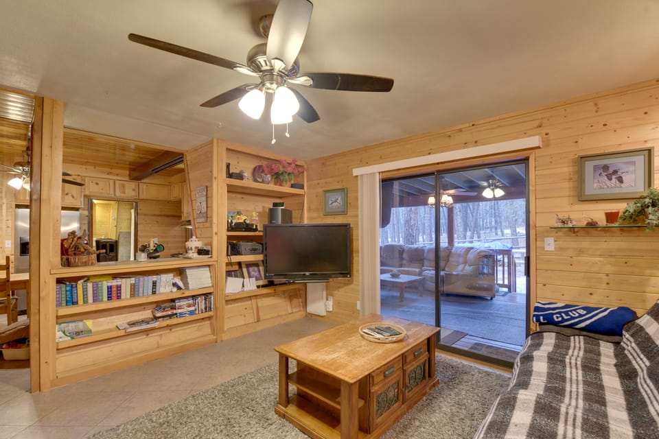 Near Hiking & Golfing: Munds Park Cabin w/ Deck! House in Munds Park