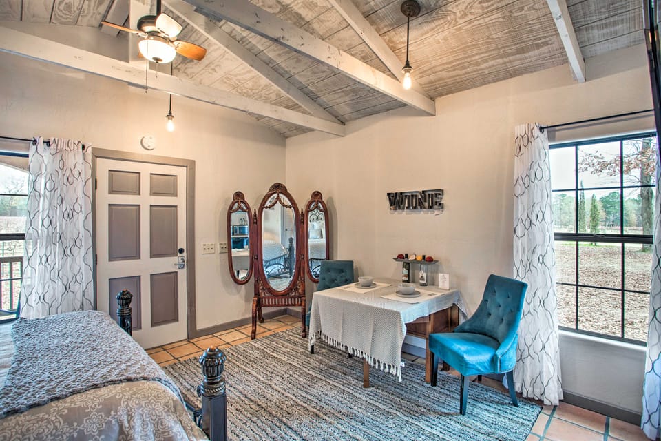 ‘Blue Jay Cottage' - Pittsburg Studio on Winery! Apartment in Texas