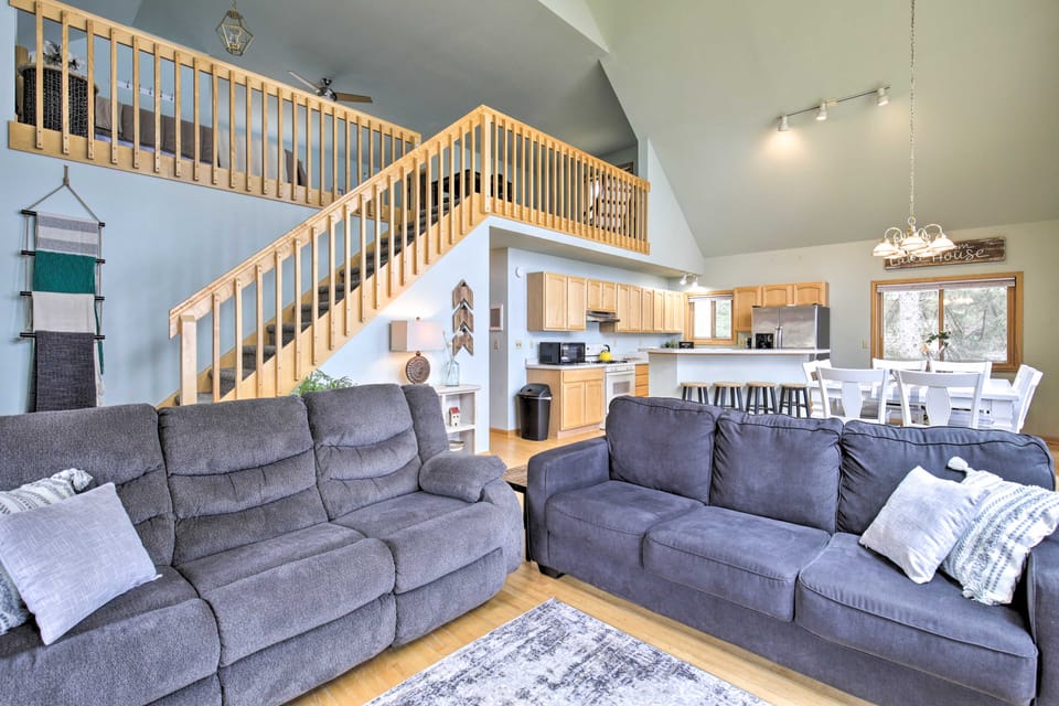 Cozy Dam Lake Escape w/ Dock, Yard & Water Access! House in Wisconsin