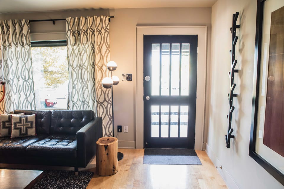 Updated Tacoma Home w/ Patio: 3 Mi to Downtown House in Tacoma