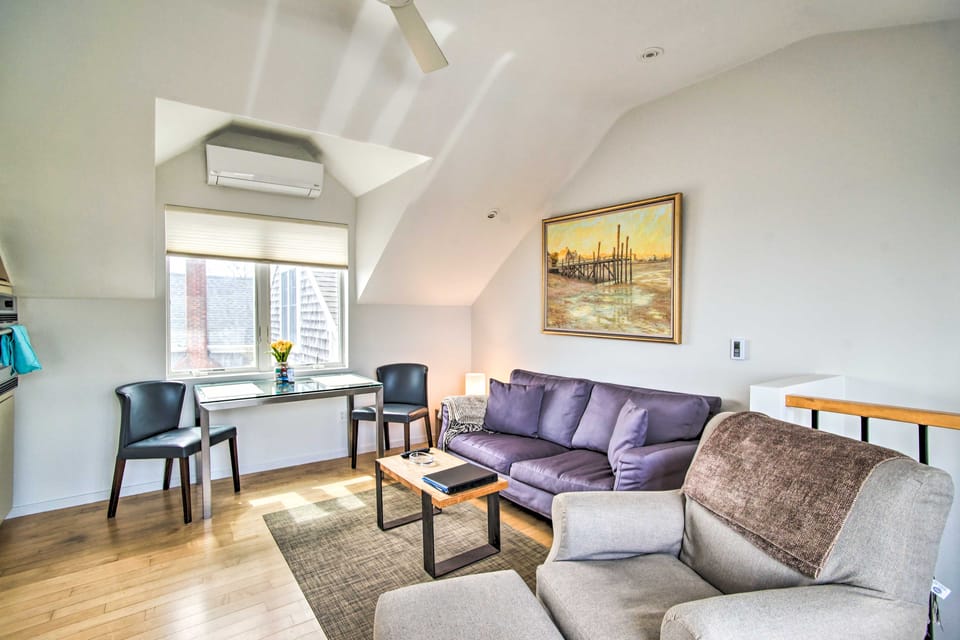 Harbor Views + Private Deck: Waterfront P-Town Apt Apartment in Provincetown