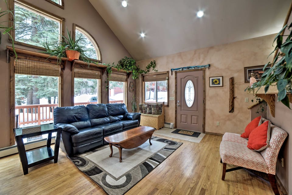 Cozy Home w/ Mountain Views Near Ouray Hot Springs House in Colorado
