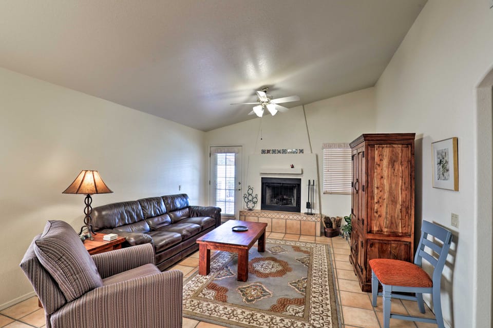 Tucson Area House w/ Pool Access & Mountain Views! House in Catalina Foothills
