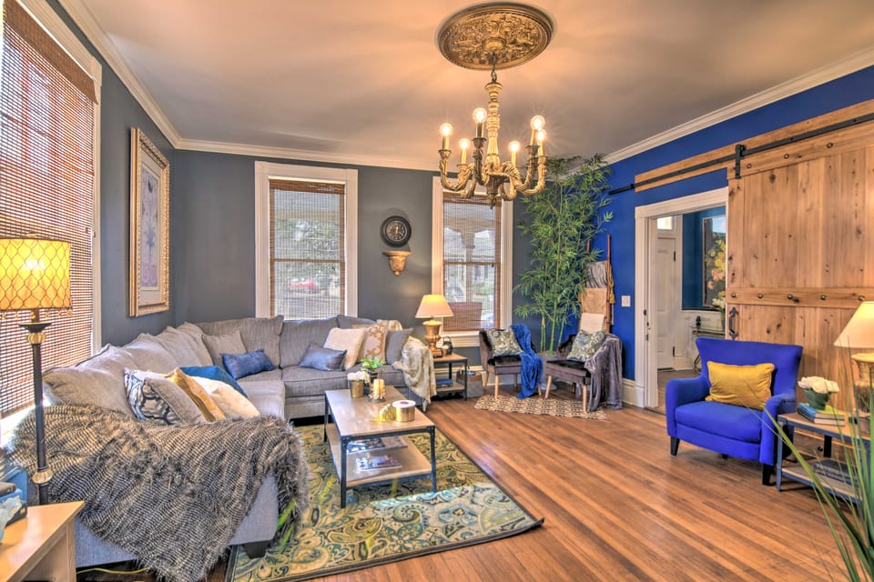 Vicksburg Home w/3 Porches, Walk to Downtown House in Vicksburg