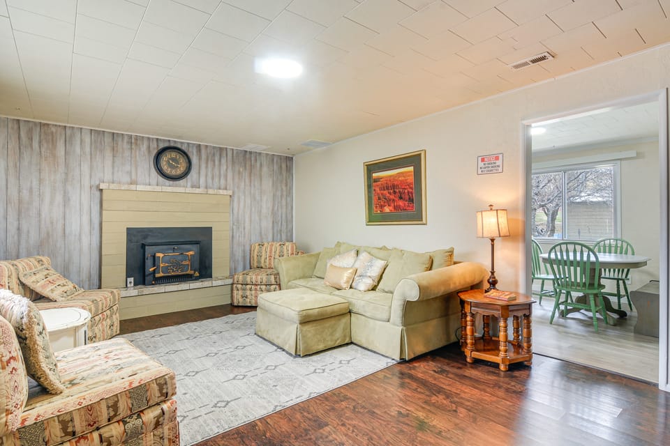 Tropic Getaway Near Bryce Canyon National Park! Cottage in Tropic