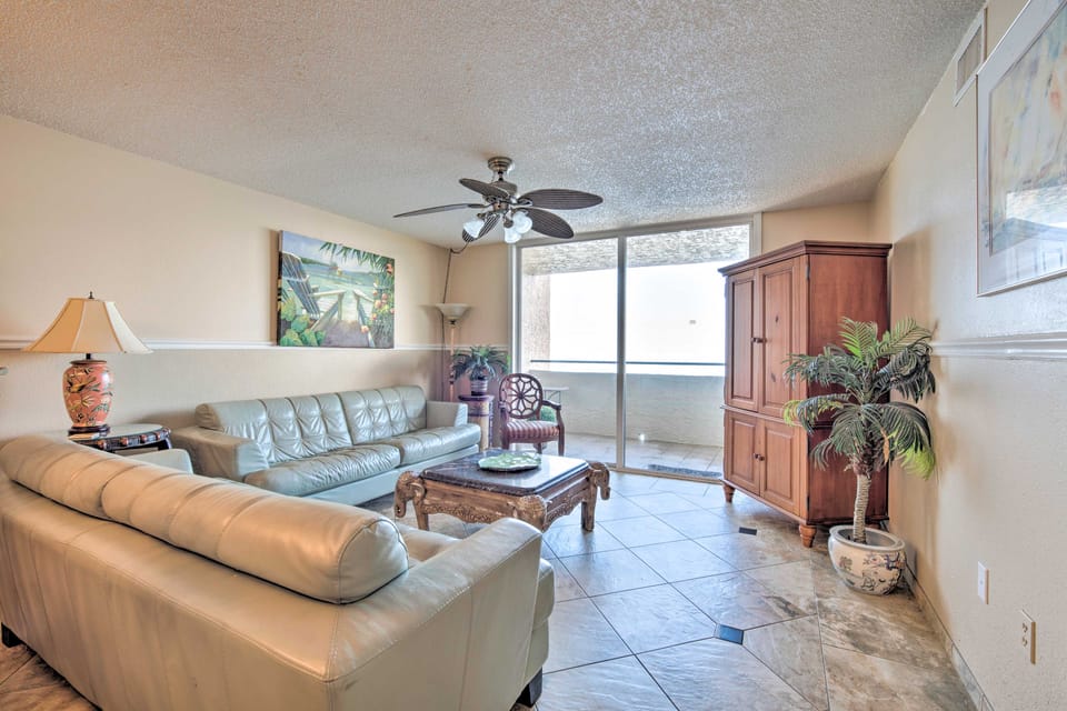 Gulf Views & Beach Access! Hudson Resort Condo Apartment in Hudson
