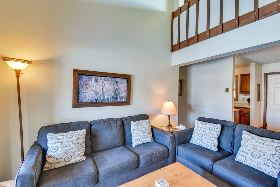 Pool & Hot Tub Access: Central Steamboat Condo Apartment in Steamboat Springs
