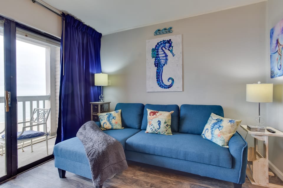 Waterfront Corpus Christi Escape w/ Pool Access! Apartment in Nueces County