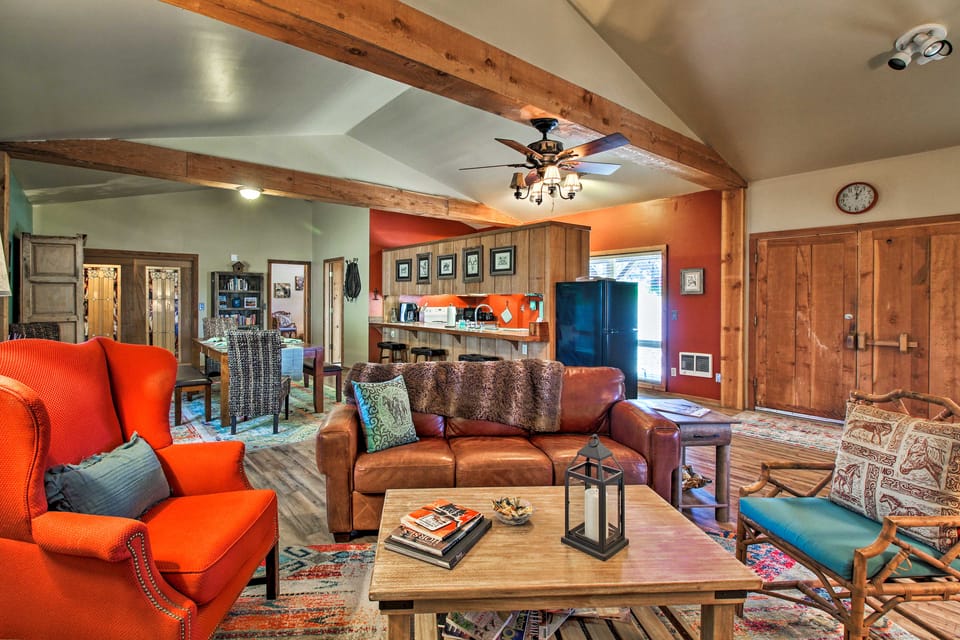 Dog-Friendly Ranch Cottage w/ Yard ~ 13 Mi to Bend Cottage in Oregon