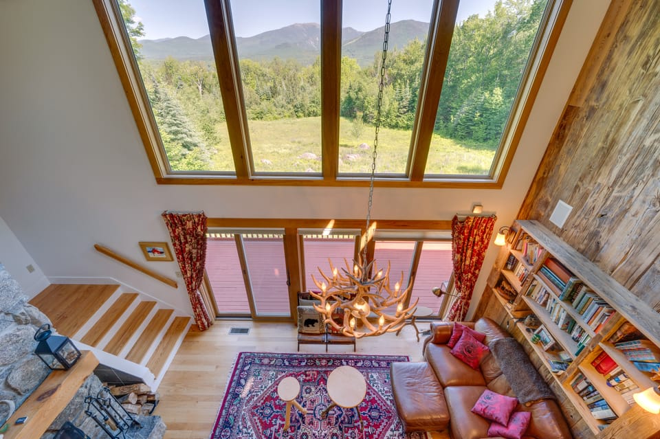 Architect-Designed Franconia Home: Hot Tub & Views House in Sugar Hill