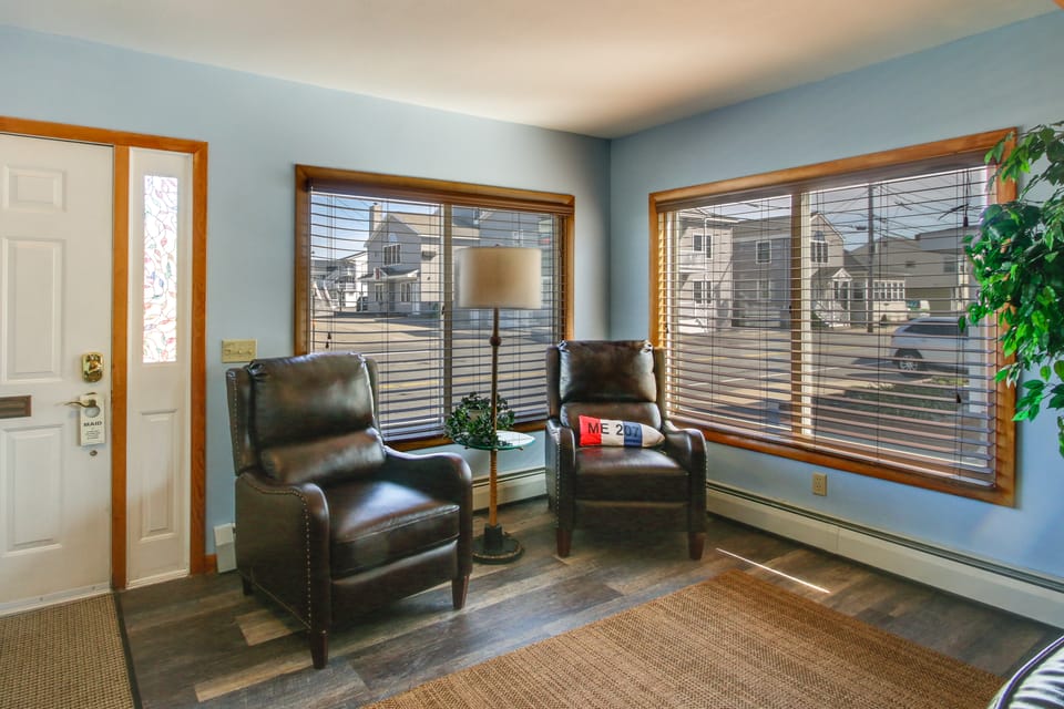 Old Ocean Beach Apt by Pier + Palace Playland Apartment in Old Orchard Beach