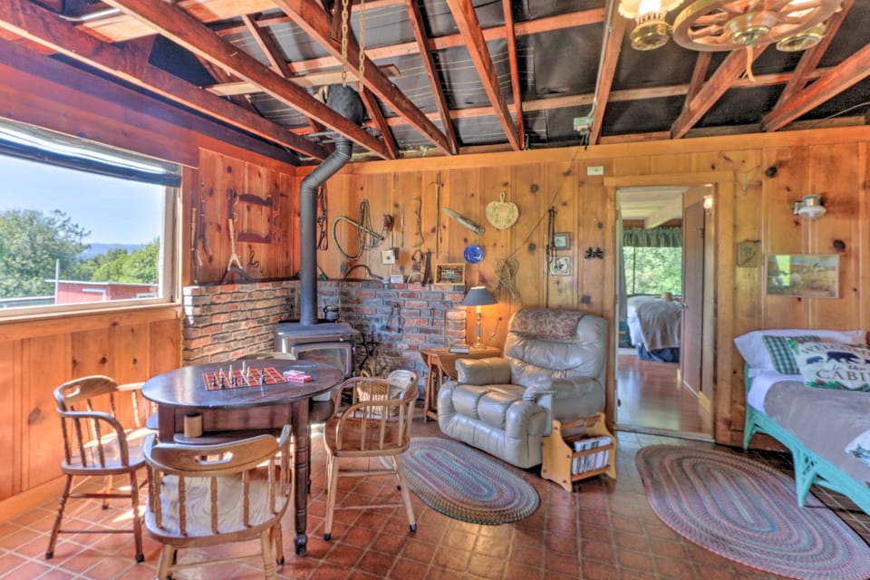 'Moonview Ranch' on 20 Acres in Sonoma County! House in Sonoma County